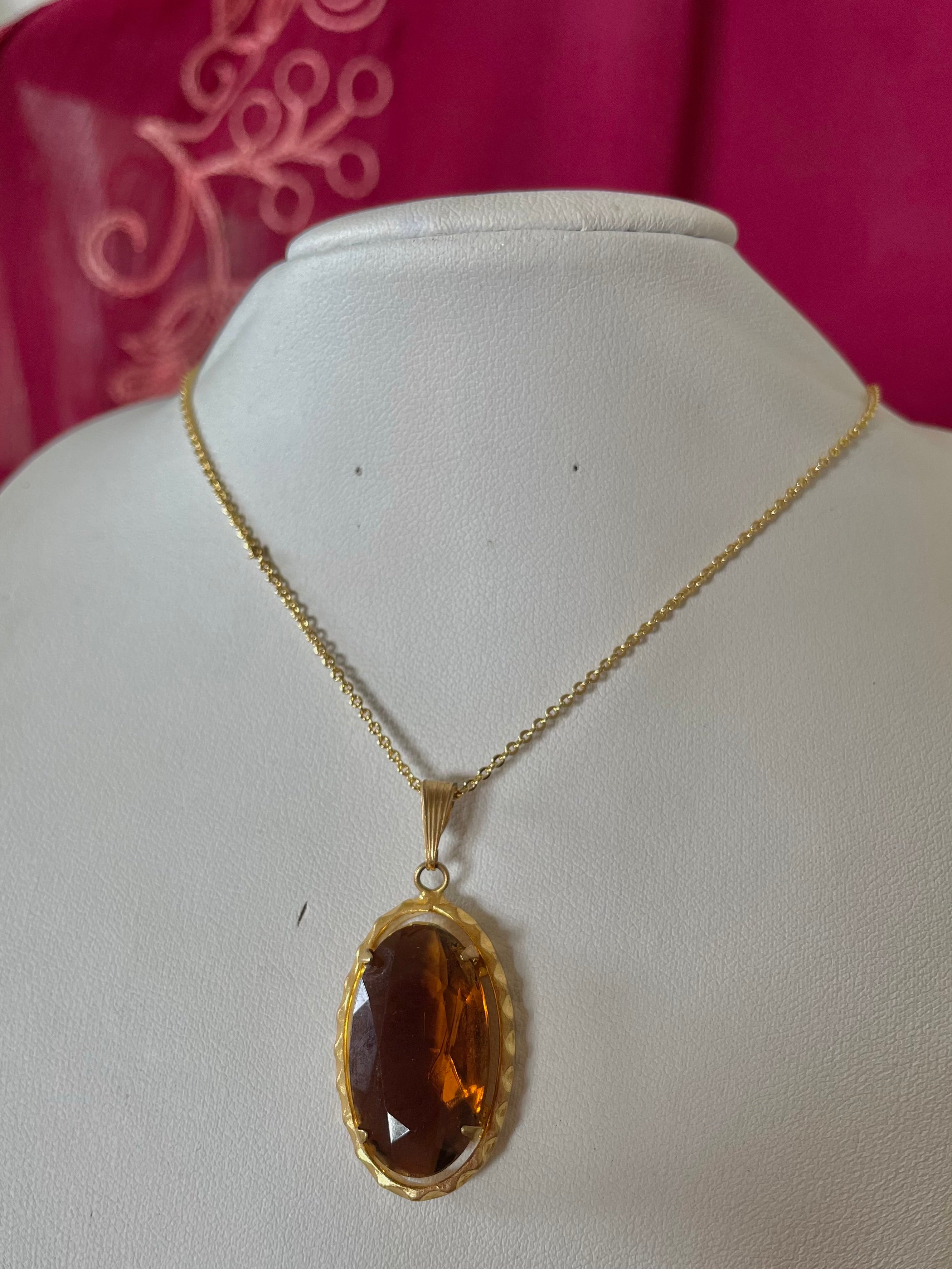 The “Amber Of The Eye” Necklace