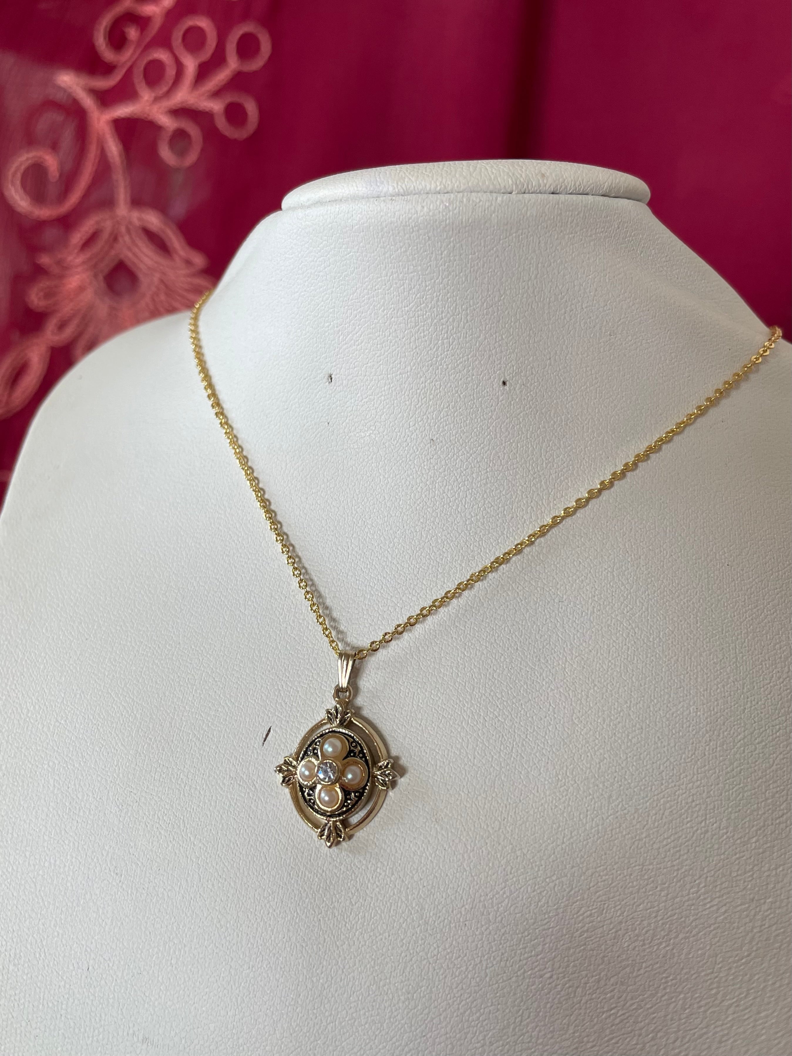 The “Cross Of The Pearl” Necklace