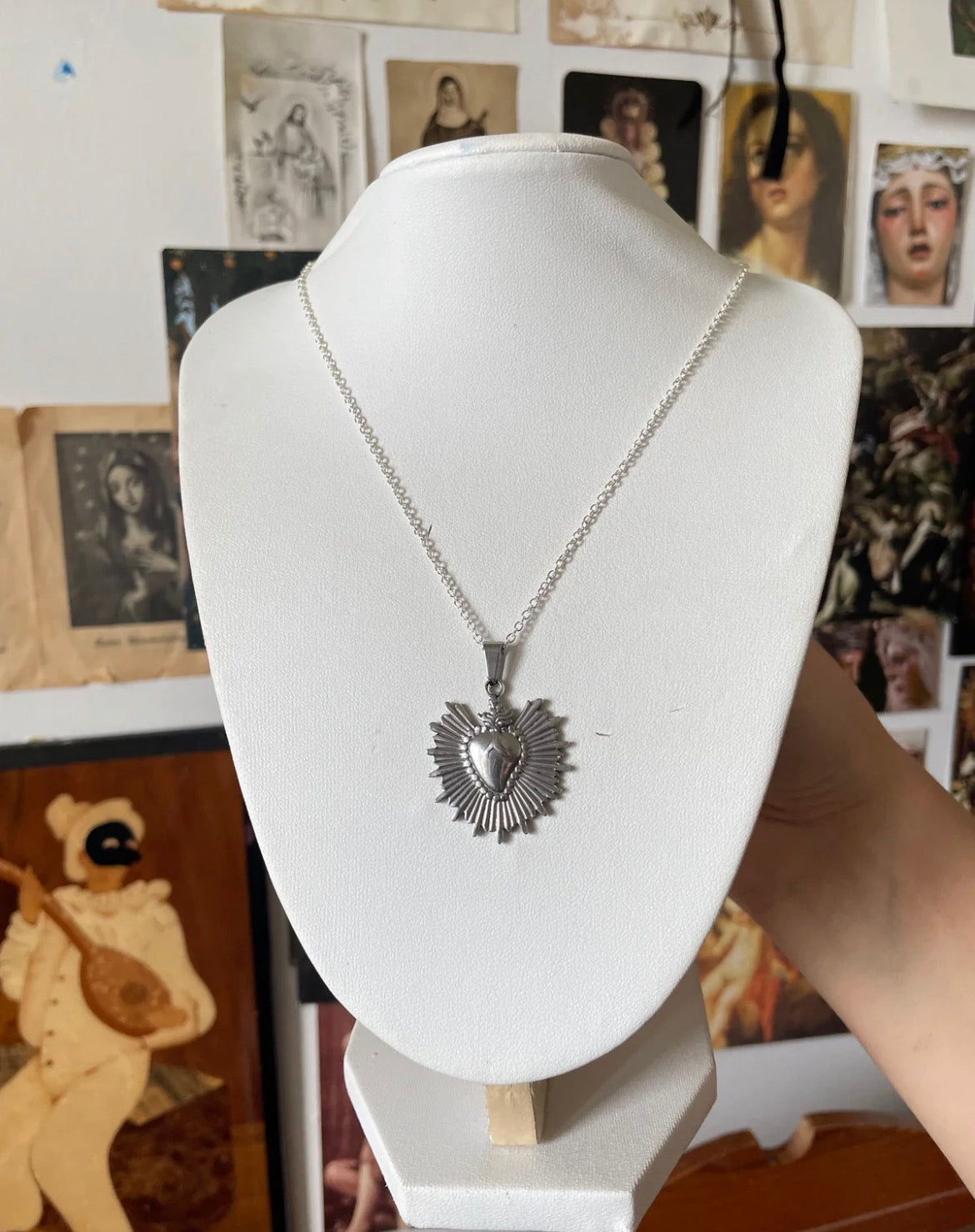 The Radiant Devotion Necklace