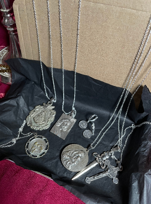 Vintage Mystery Jewellery Box